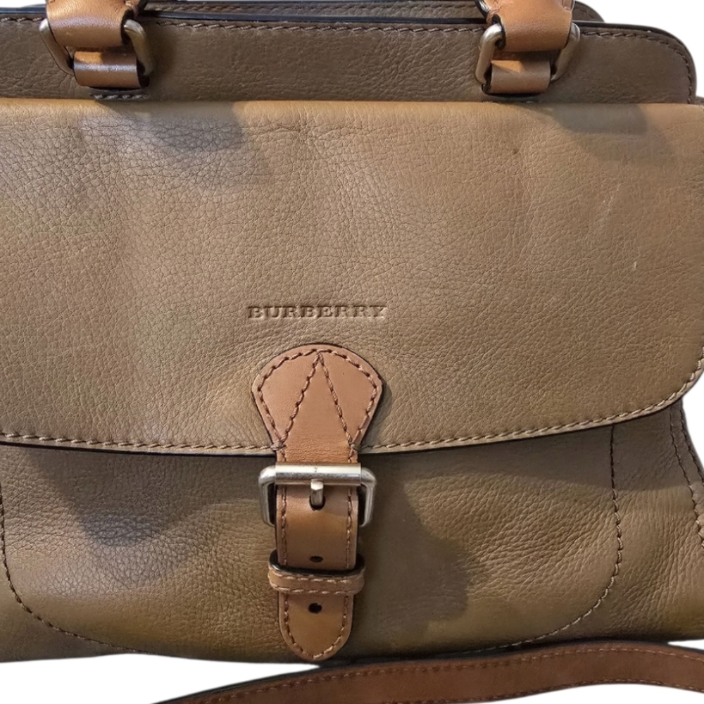 Burberry Harcourt Medium Mega Check Tote In EUC - Picture 2 of 16
